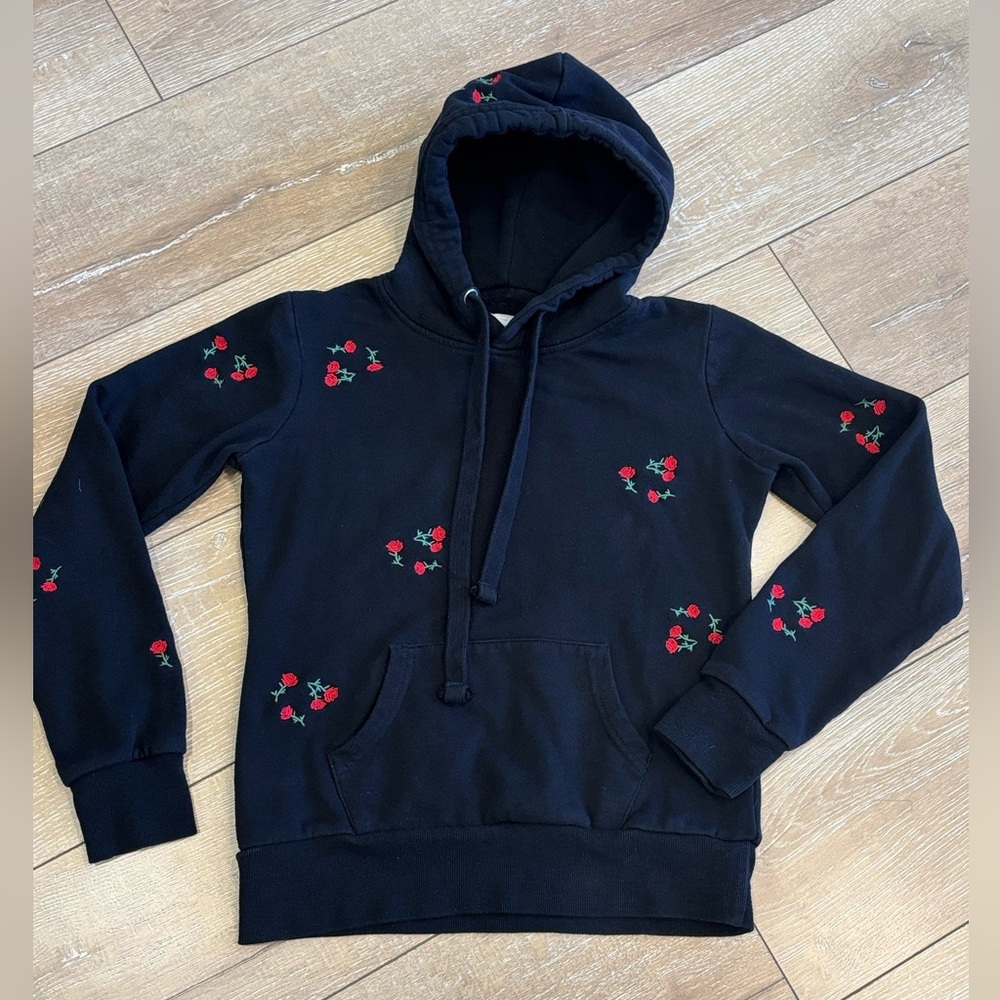 Floral Embroidered Black Hoodie Sweater